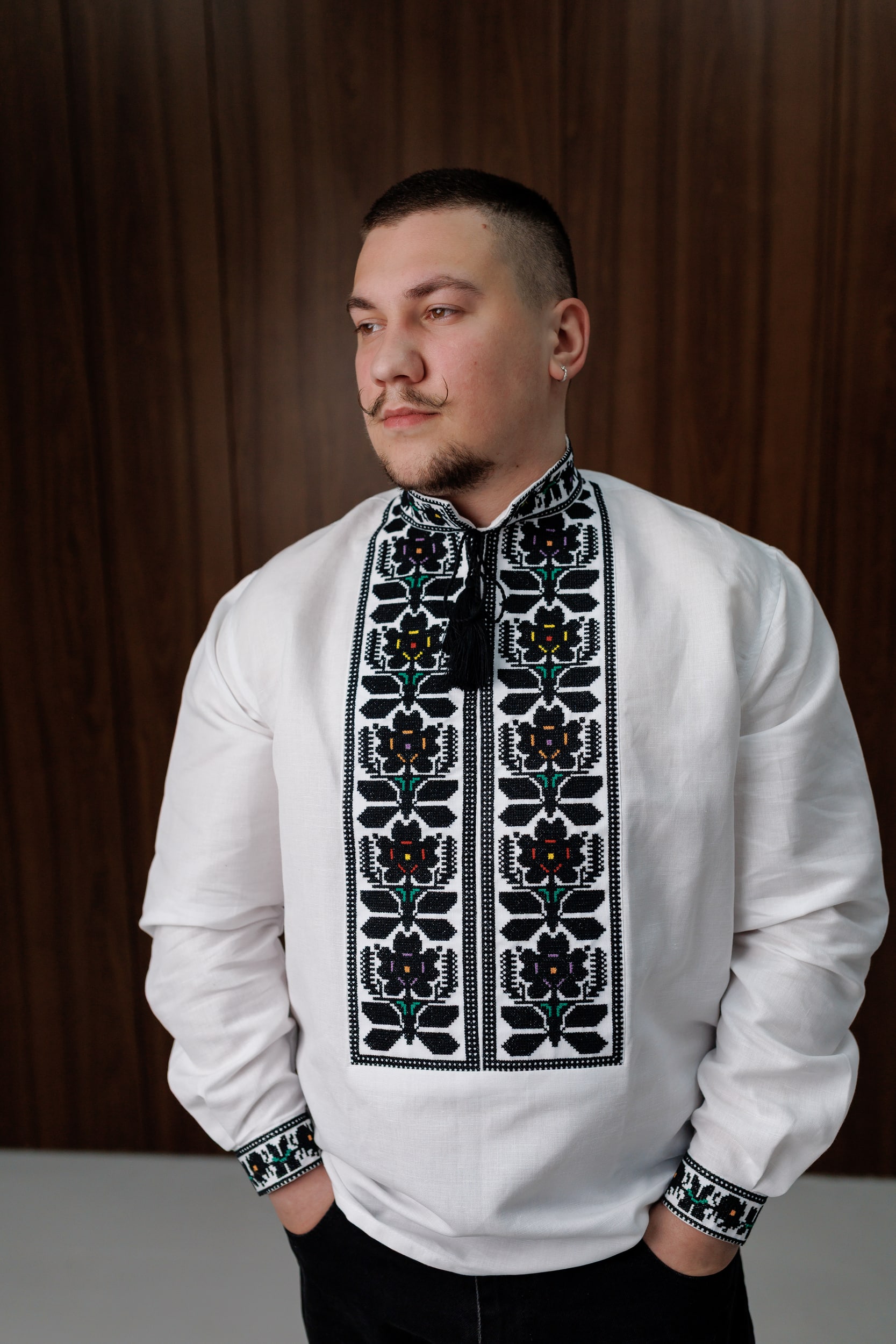 Чоловікам